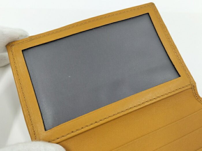 Gucci Passcase Leather Yellow