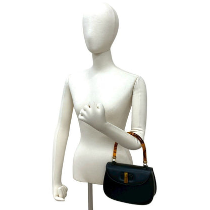 Gucci Vintage Turnlock Calf Leather Handbag Tote — view 2