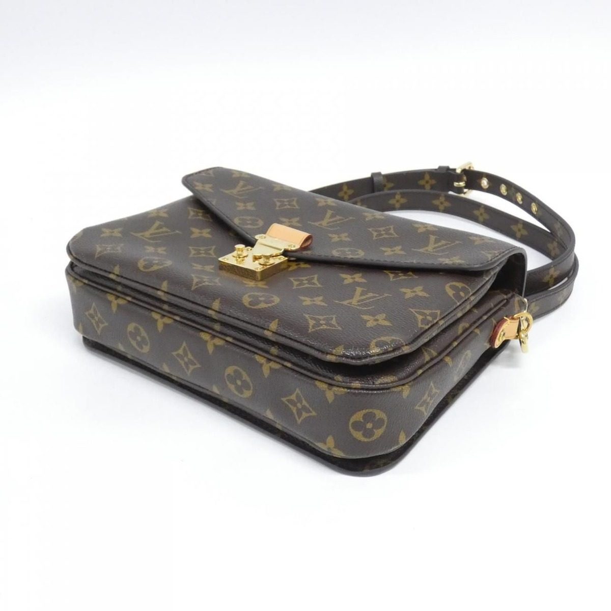 Louis Vuitton Monogram Pochette Metis MM Bag — view 3