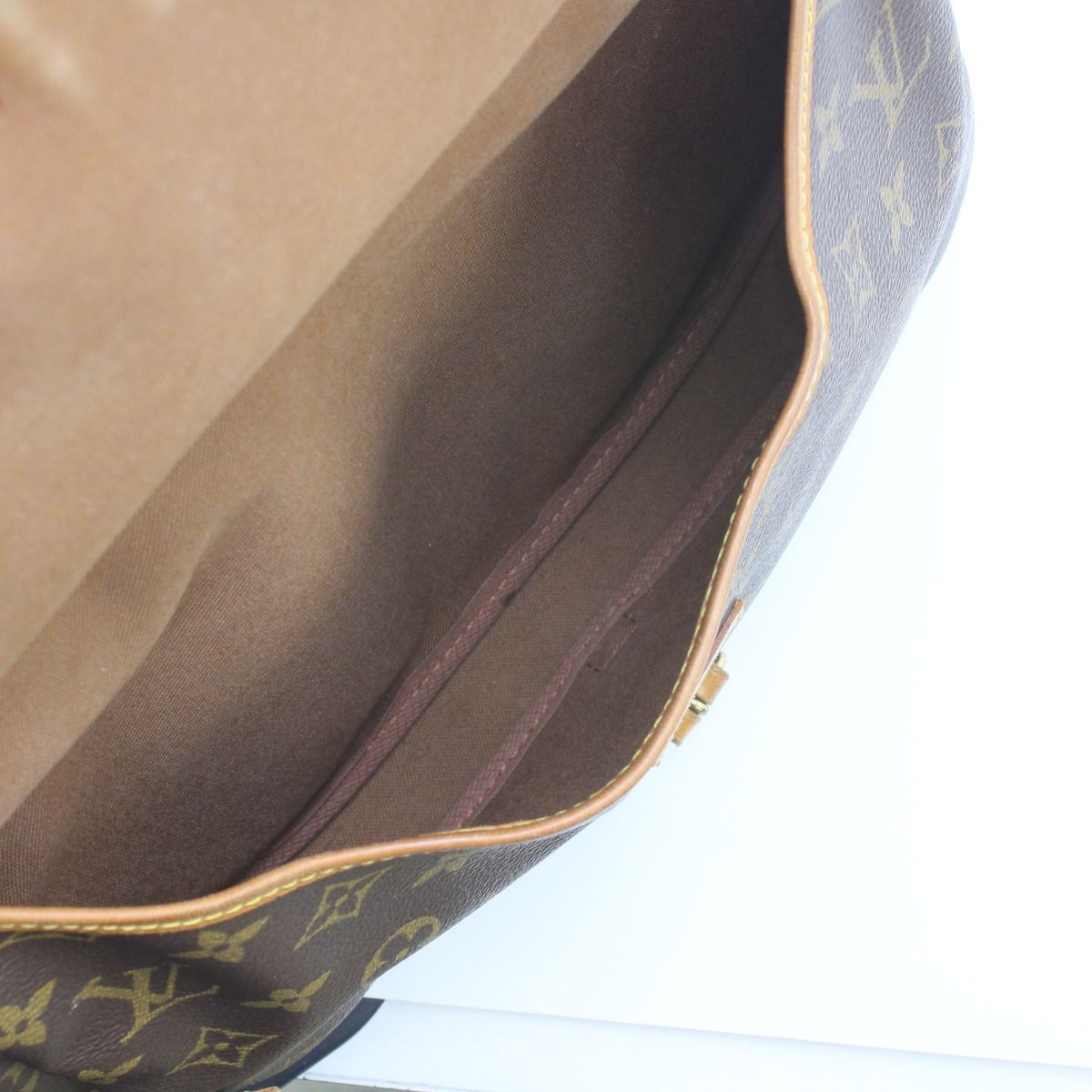 Louis Vuitton Monogram Saumur 30 Shoulder Bag