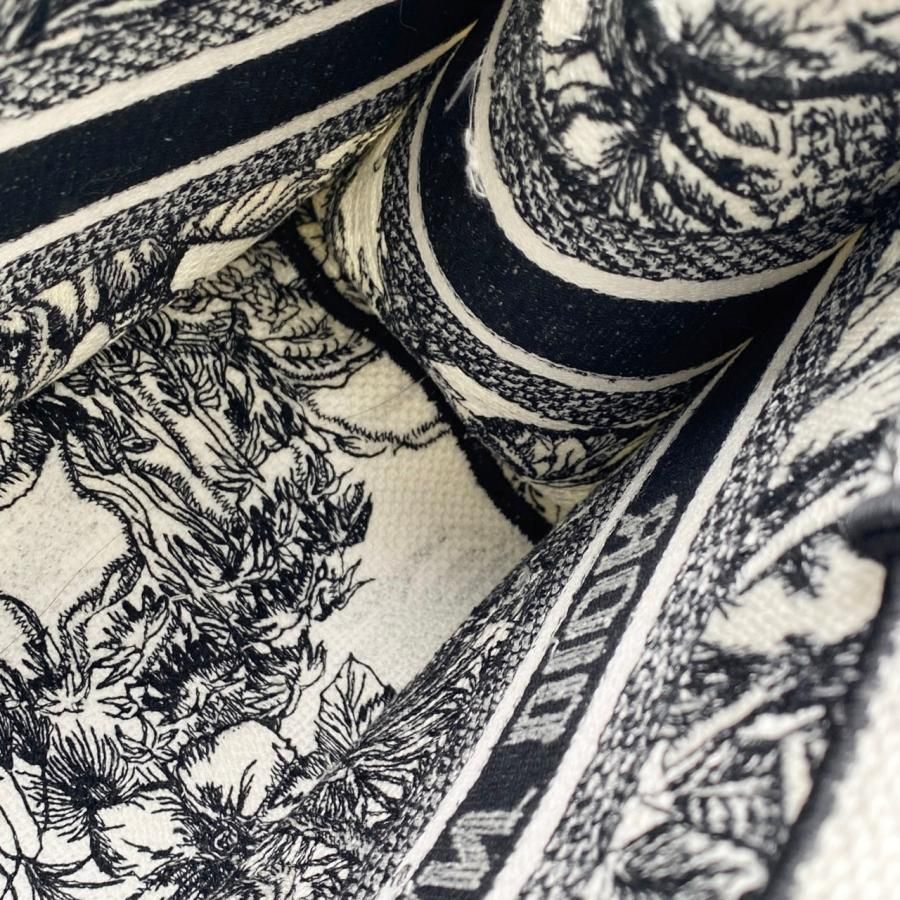 Christian Dior Handbag Book Tote Small M1265zeup Flower Animal Embroidery