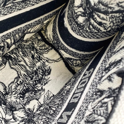 Christian Dior Handbag Book Tote Small M1265zeup Flower Animal Embroidery