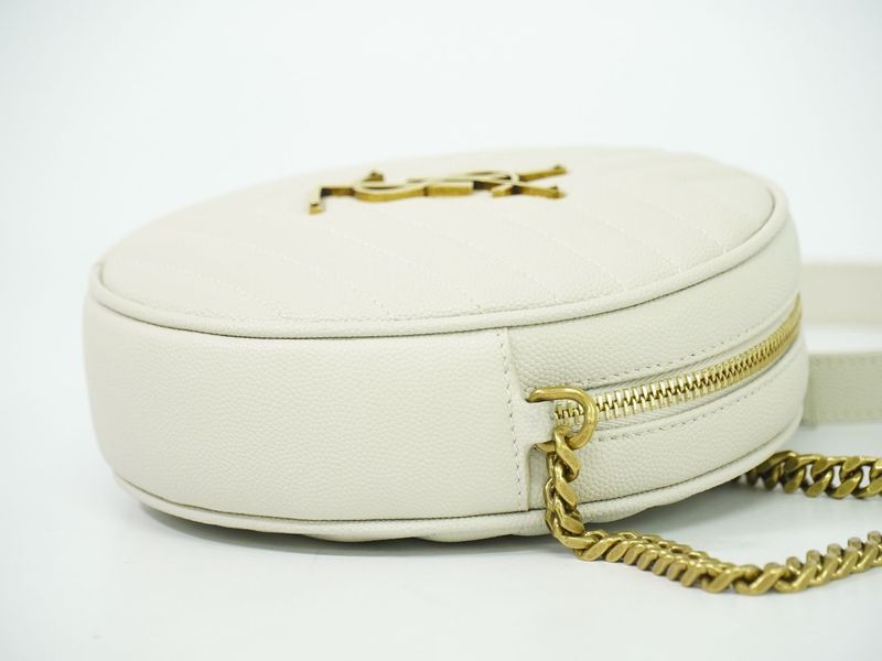 Authentic Saint Laurent Vinyle Chain Shoulder Bag Pochette Leather White 610436