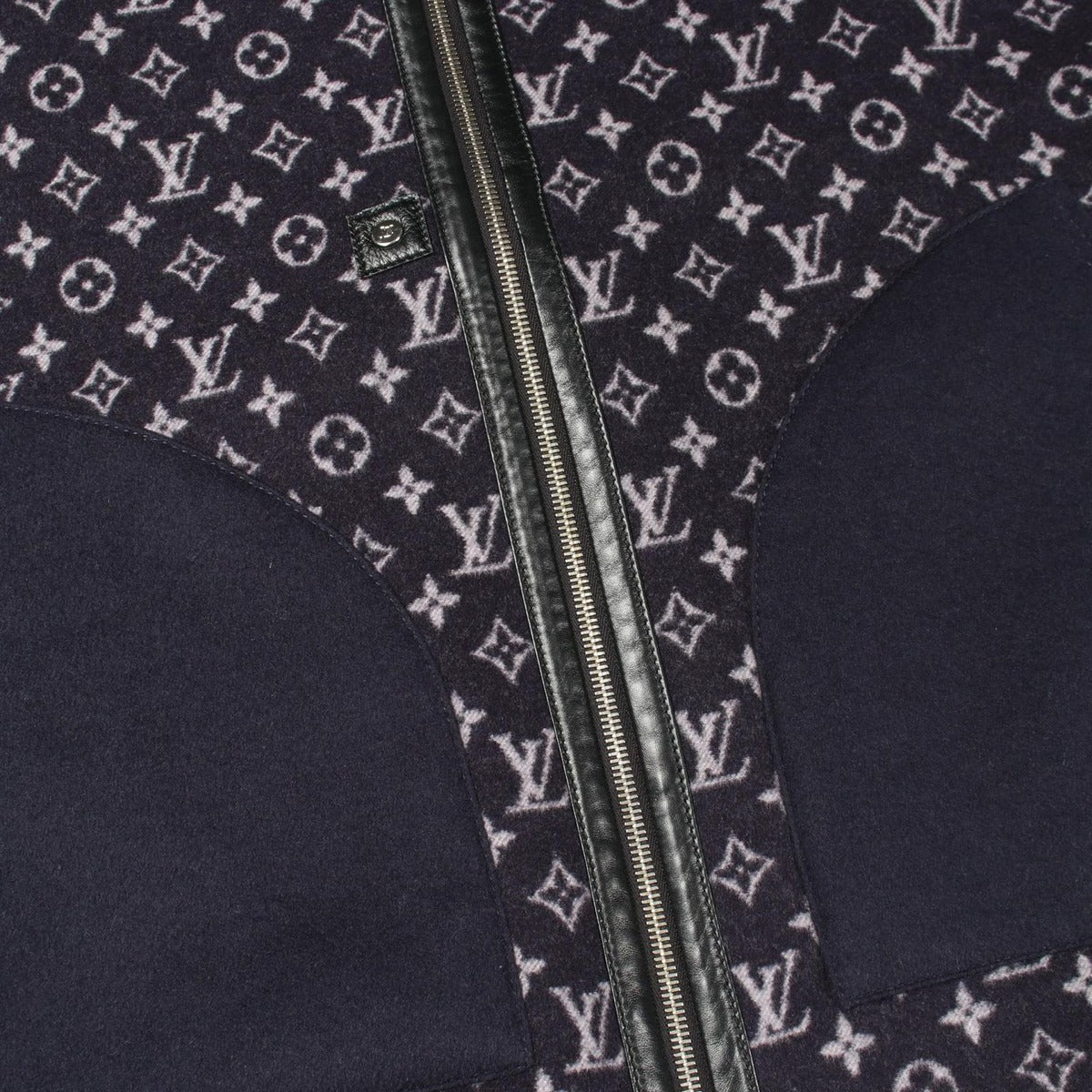 Louis Vuitton Poncho Monogram Wool Jacket — view 7