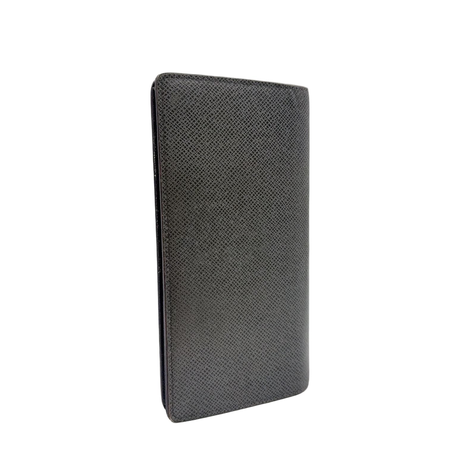 Louis Vuitton Portefeuille Brazza Taiga Boreal Leather Dark Navy Bifold Wallet — view 2