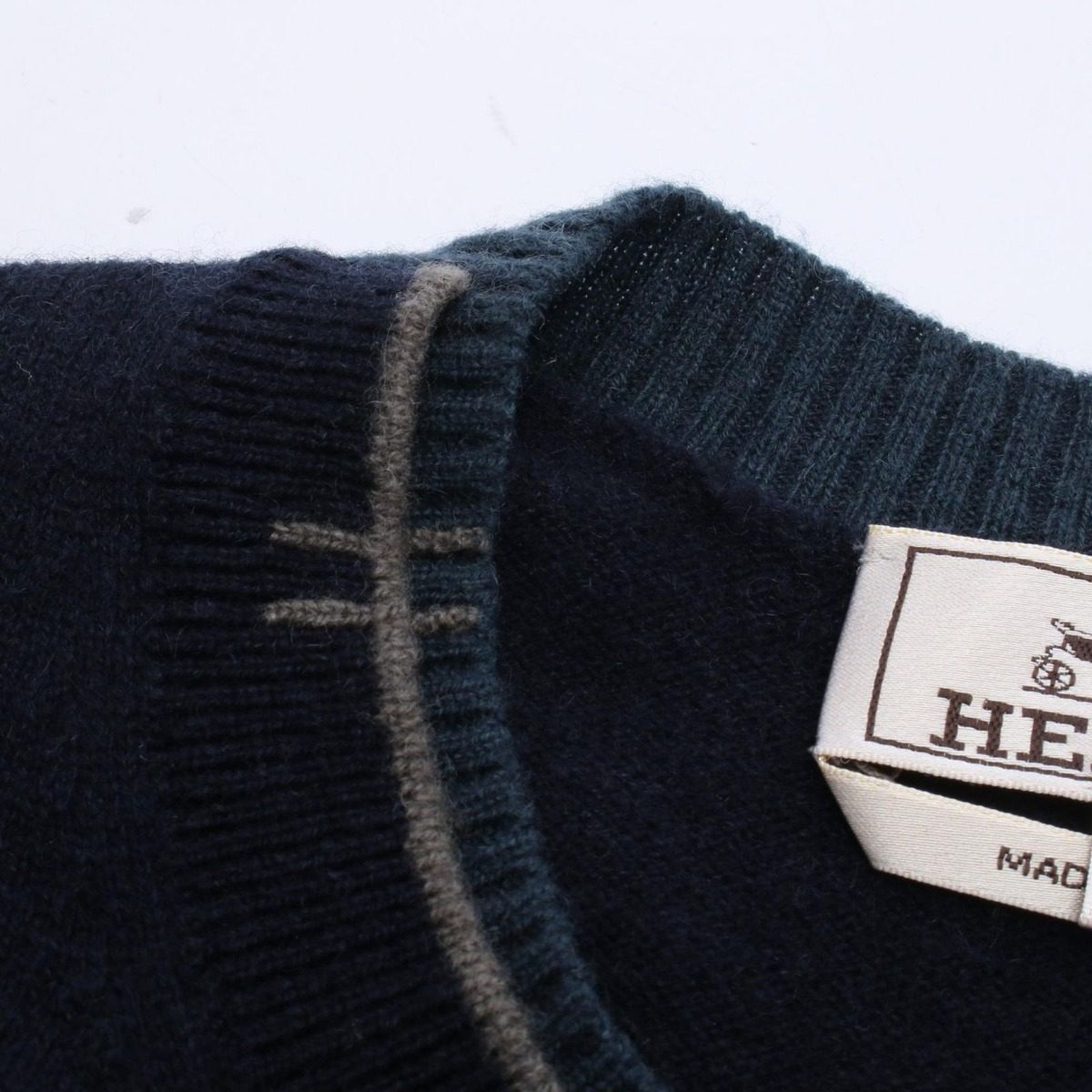 Hermes Knit Cashmere Embroidery Sweater — view 6