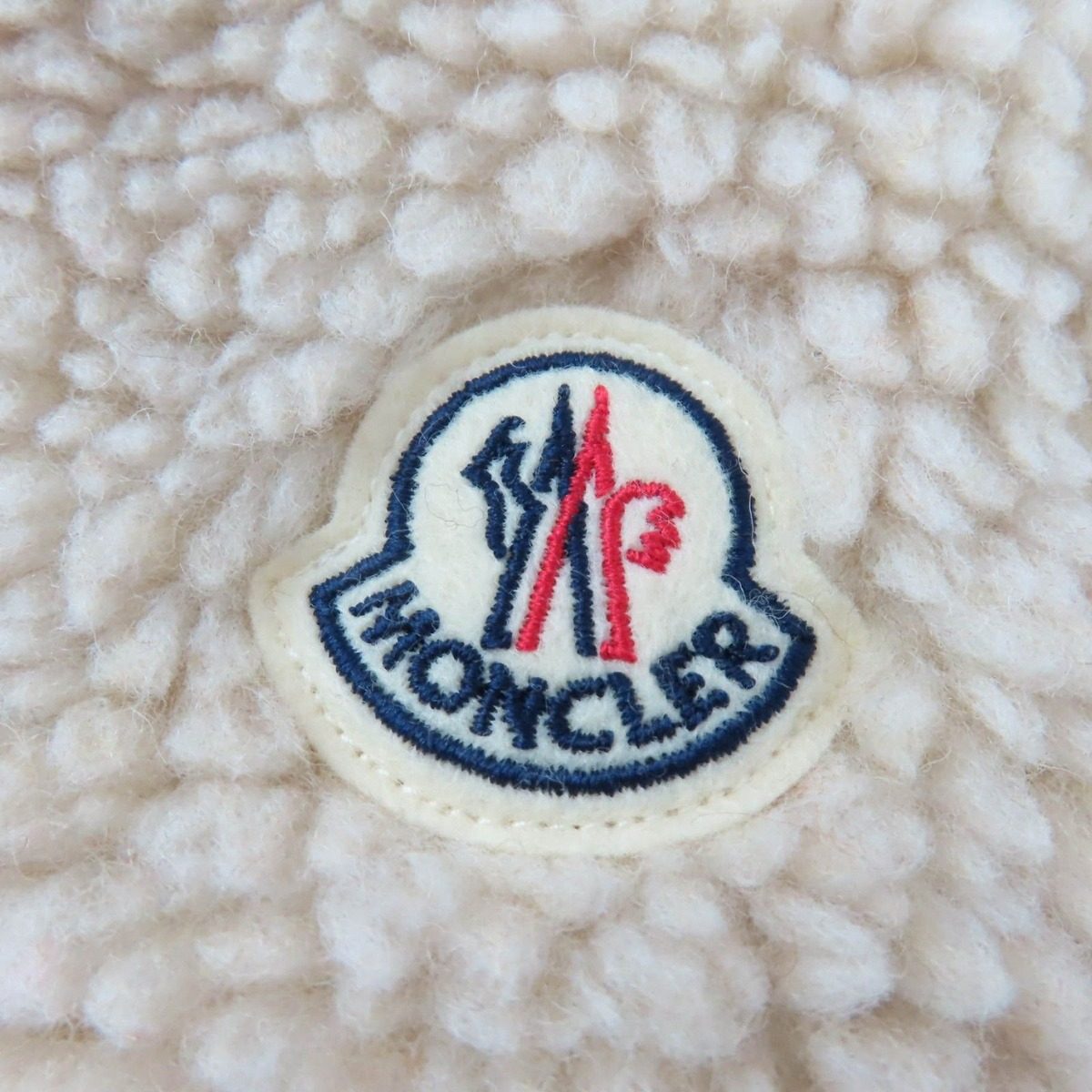 Bvlgari Moncler Logo Patch with Hood Boa Jacket Ivory — view 6