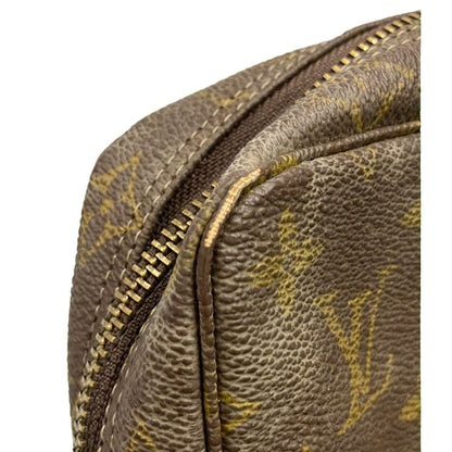 Louis Vuitton Pouch Trousse Toilette 23 Monogram — view 8