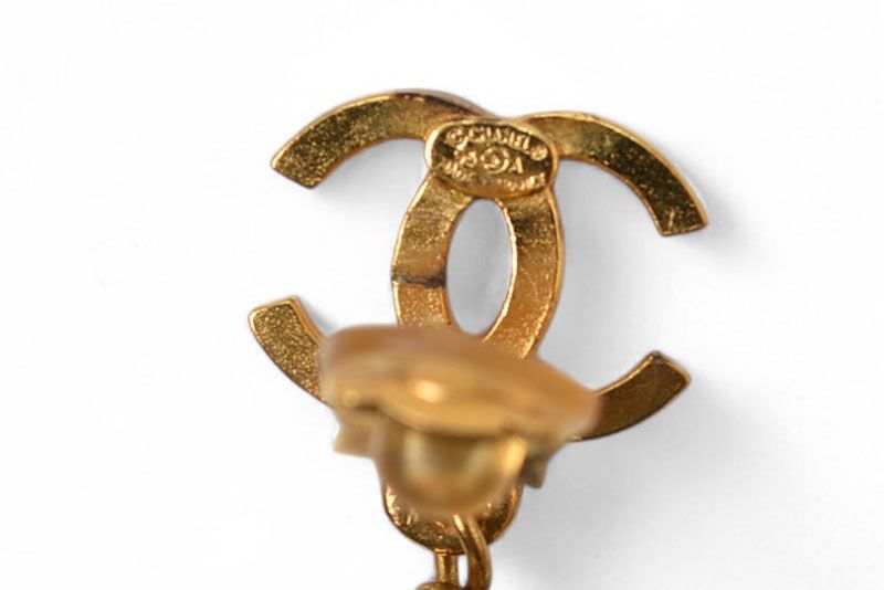 Chanel Earring Vintage Chanel Coco CC Pearl Motif Gold 95