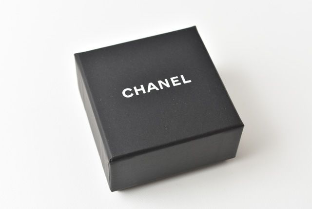 Chanel Earrings Chanel Earrings CC Mark Clover Motif Rhinestone Gold