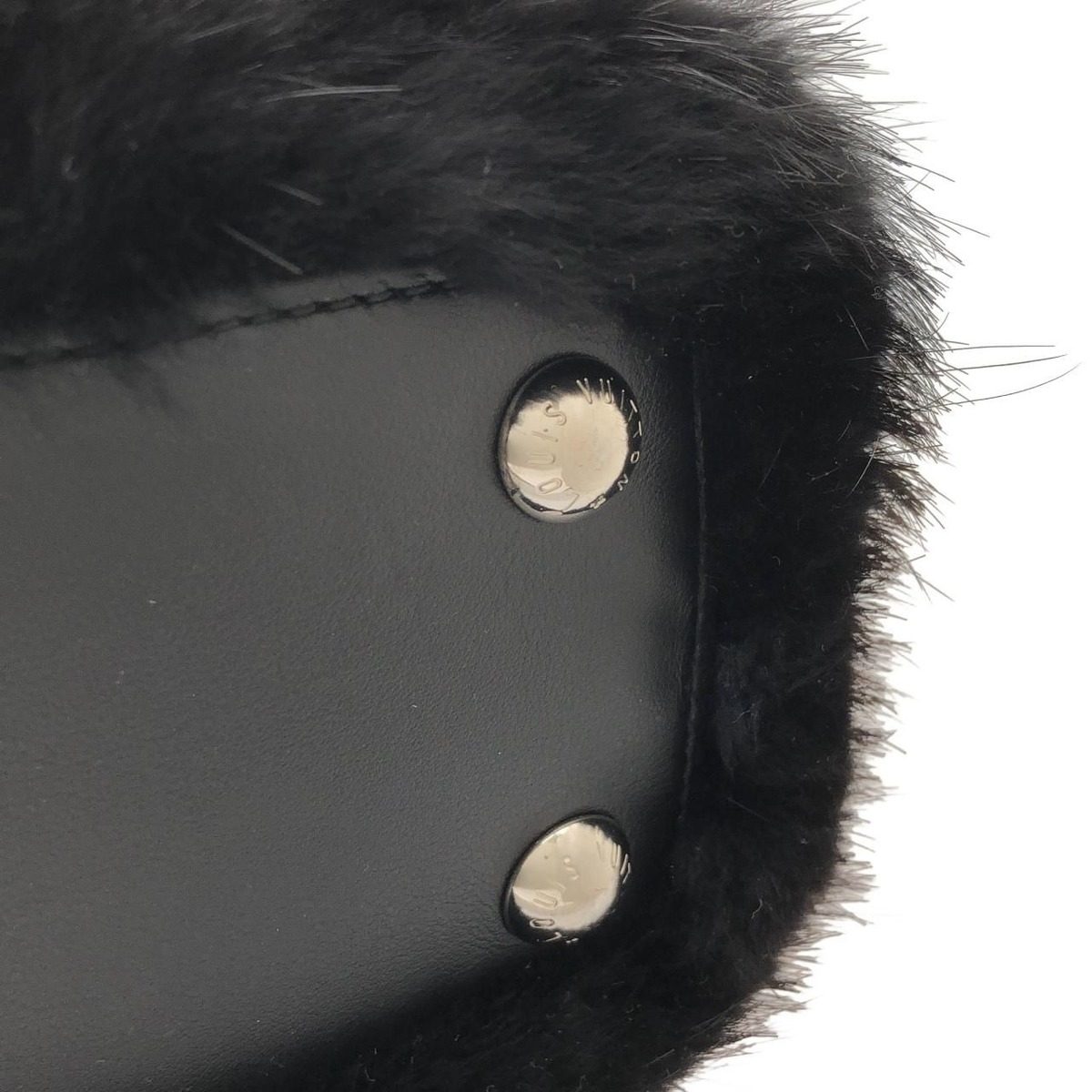 Louis Vuitton Capucines BB Bag — view 4