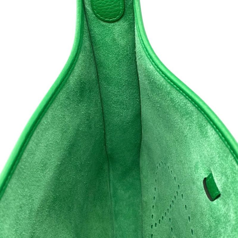 Hermes Shoulder Bag Evelyn PM Evelyn W Engraved Taurillon Clemence Vert Yucca