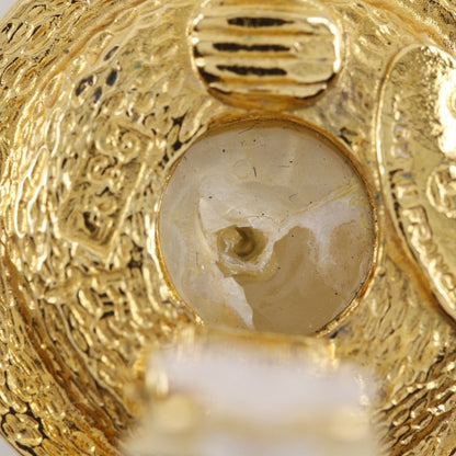 Chanel Round Logo Vintage Gold Plated And Faux Pearl Ladies 21.8g Earring