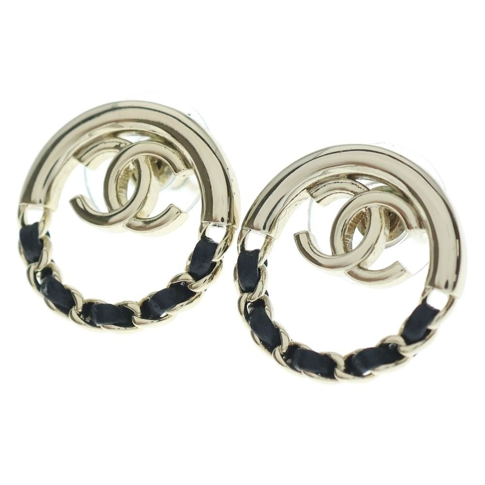 Chanel CC Logo Round Earrings Gold Black