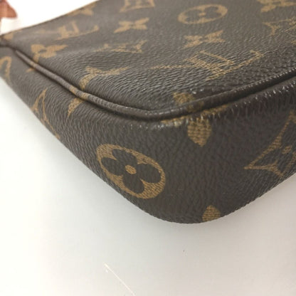 Louis Vuitton Monogram Accessory Pouch