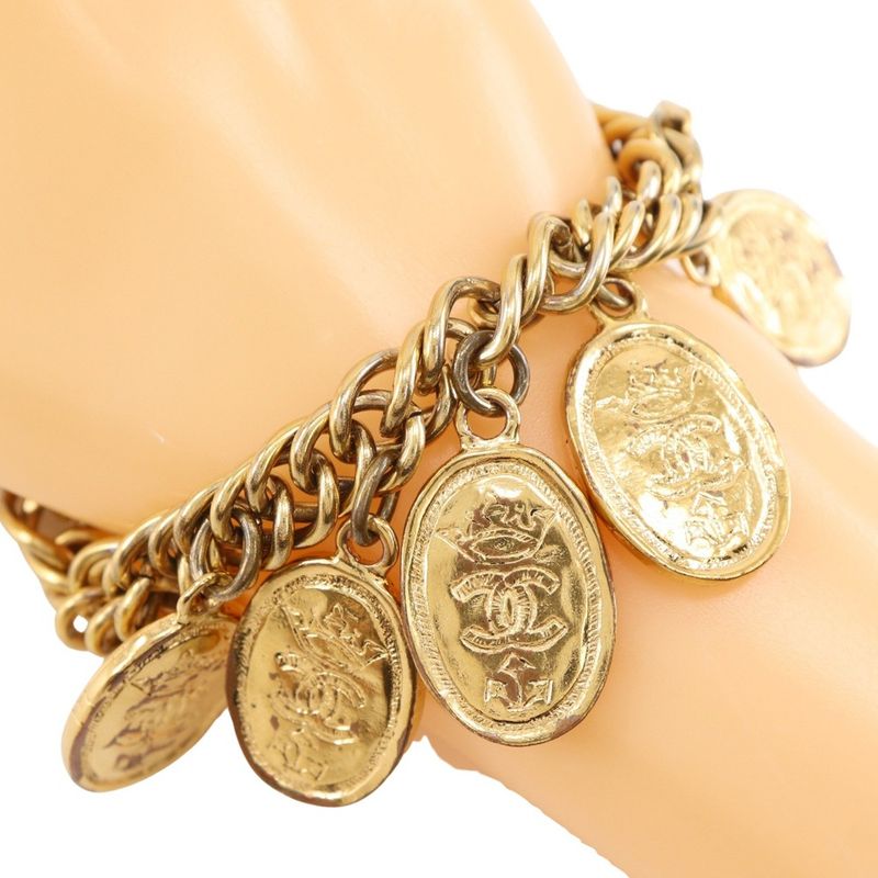 Chanel Medallion Charm Coco Mark Chain Gold Plated Ladies 83.4g Bracelet