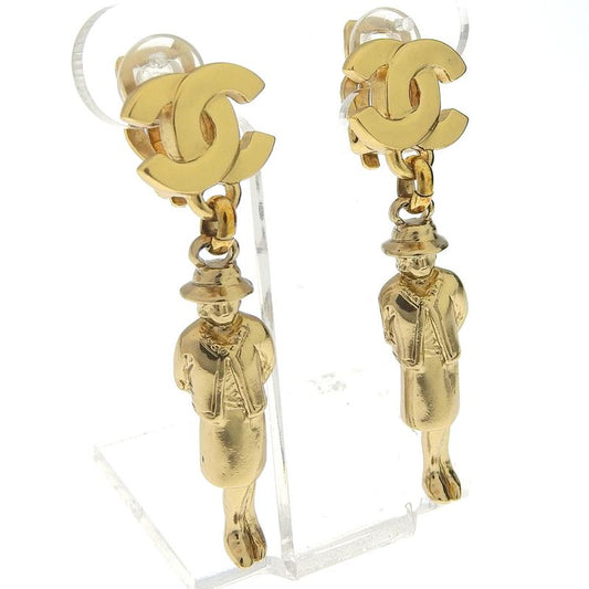 Chanel Mademoiselle Coco Mark Doll Motif Gold Plated 02P Ladies 17.2g Earring
