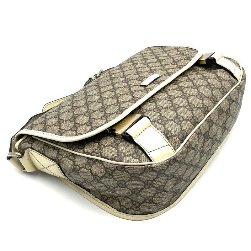 Gucci 201732 Shoulder Bag Messenger Bag GG Supreme Leather Beige Women Men