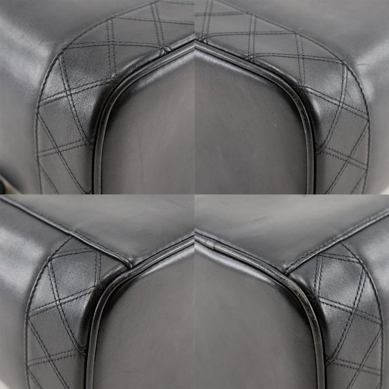 Chanel Vanity Handbag Vintage Lambskin Black Ladies Pouch