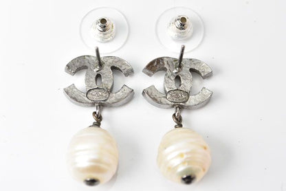 Chanel Earrings Swing Pearl Silver White