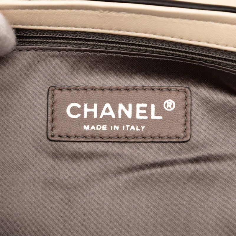 Chanel 255 East West Handbag Chain One Shoulder Bag Ivory Silver Lambskin Women