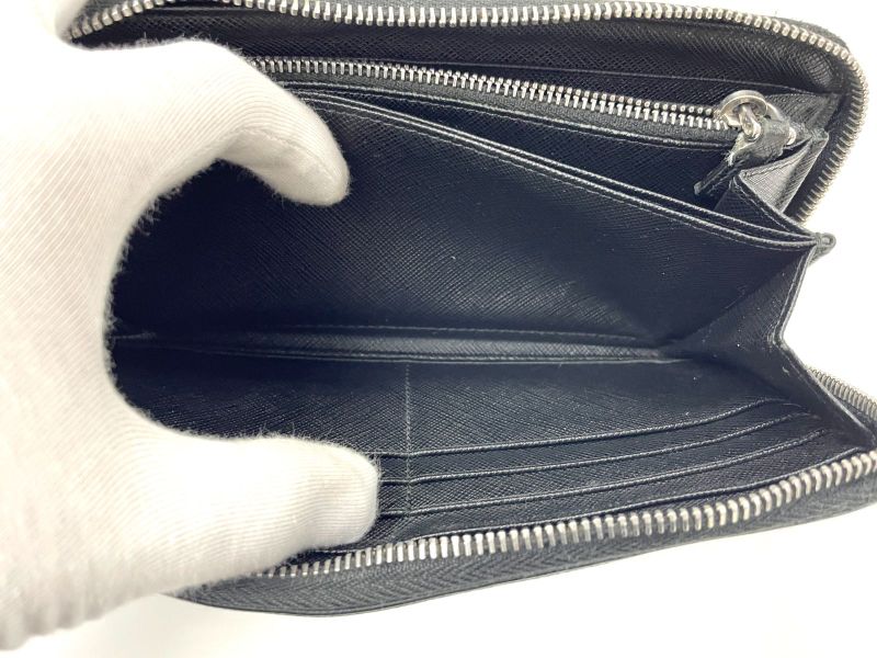 Prada Saffiano Leather Round Zipper Long Wallet Long Wallet Black Made In Italy