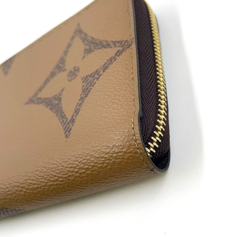 Louis Vuitton Zippy Wallet Monogram Giant Monogram Giant Leather ×PVC Light