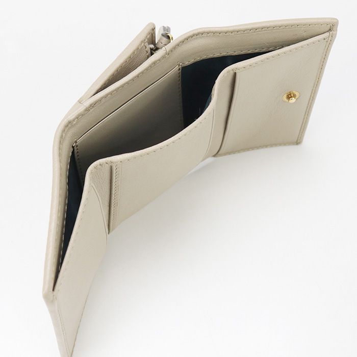 Gucci Medium Wallet Gucci Diana 658633 Tri-fold Wallet Leather Women