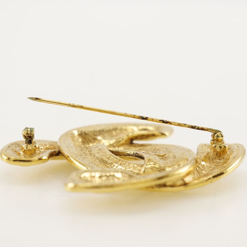 Chanel Coco Mark Matelasse Gold Plated Ladies 32.4g Brooch