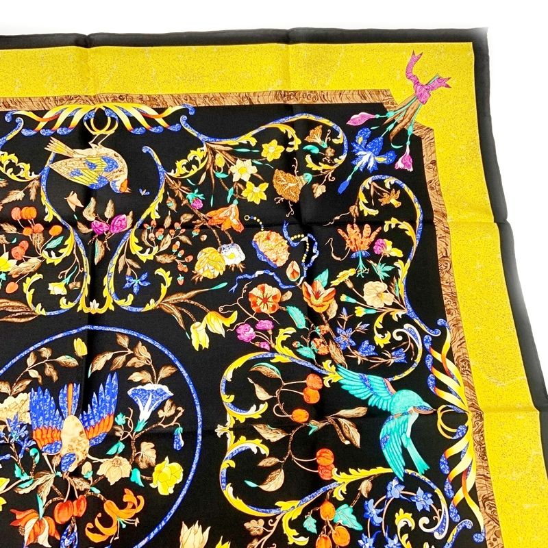 Hermes Silk Carré 90 Pierres D' Orient Et D' Occident Oriental and Western