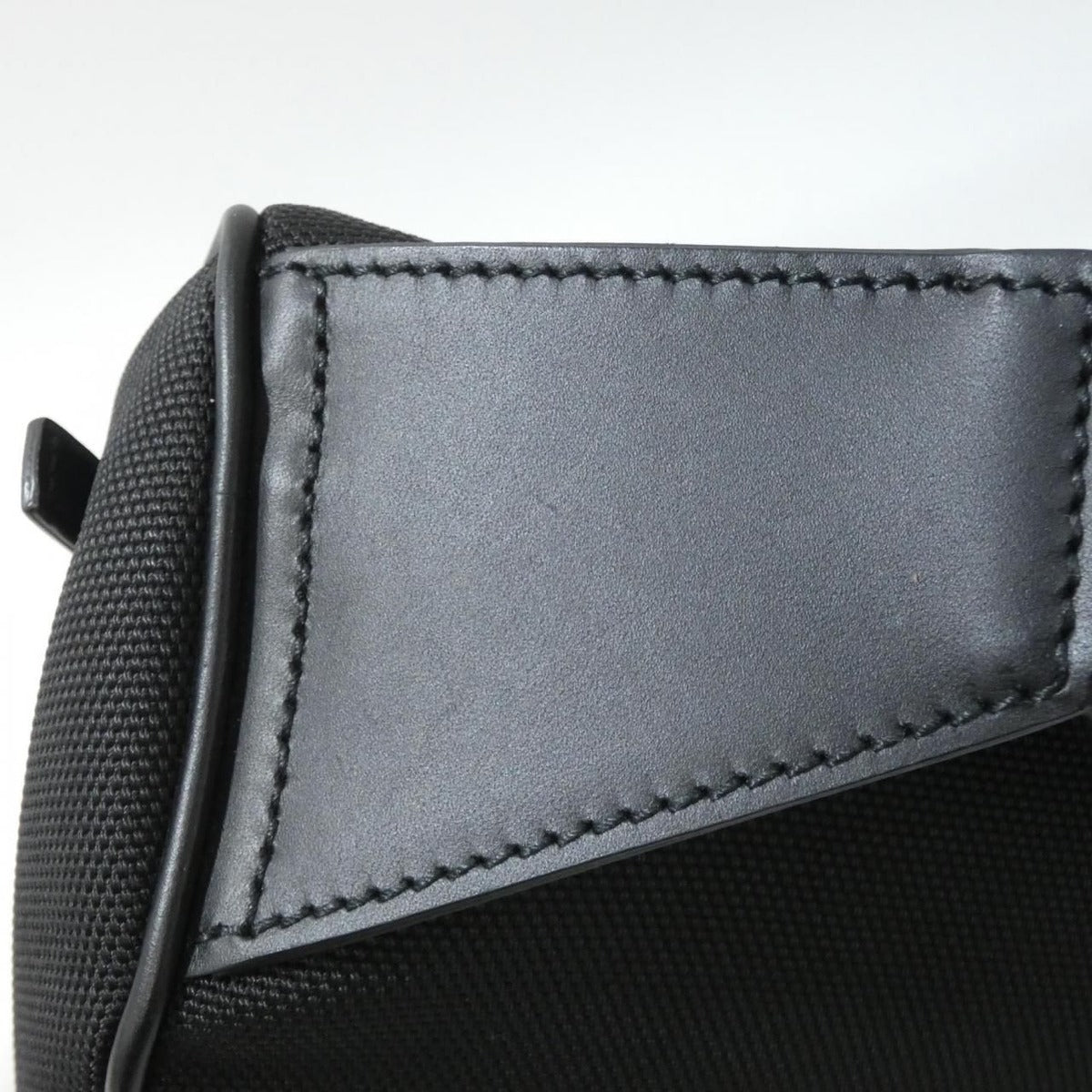 Gucci Kwtln Shoulder Bag — view 4