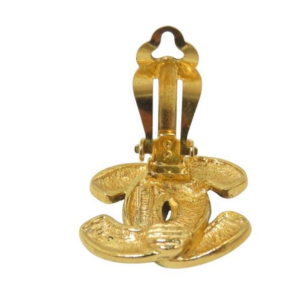 Chanel Matelasse Coco Mark One Ear Branded Accessories Earrings Ladies