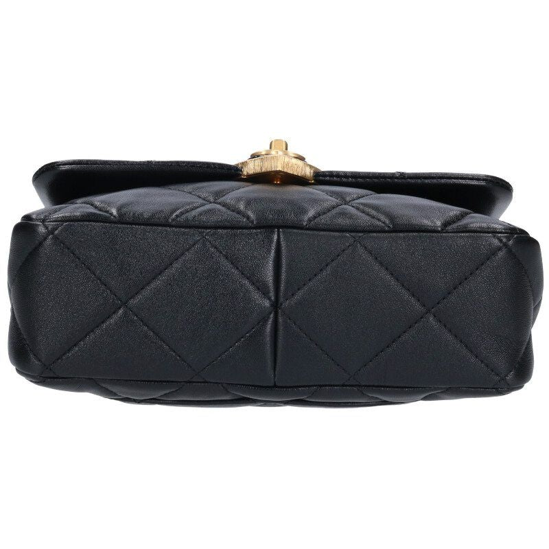 Chanel As3986 Heart Hardware Mini Flap Lamb Skin Chain Shoulder Bag Women