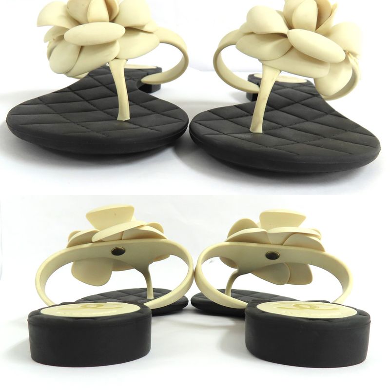 Chanel Camellia Beach Sandals Flat Heel 35 Black White Rubber Thong