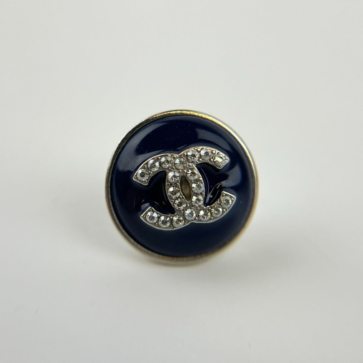 Chanel CC Logo Earrings Navy Silver Vintage — view 4