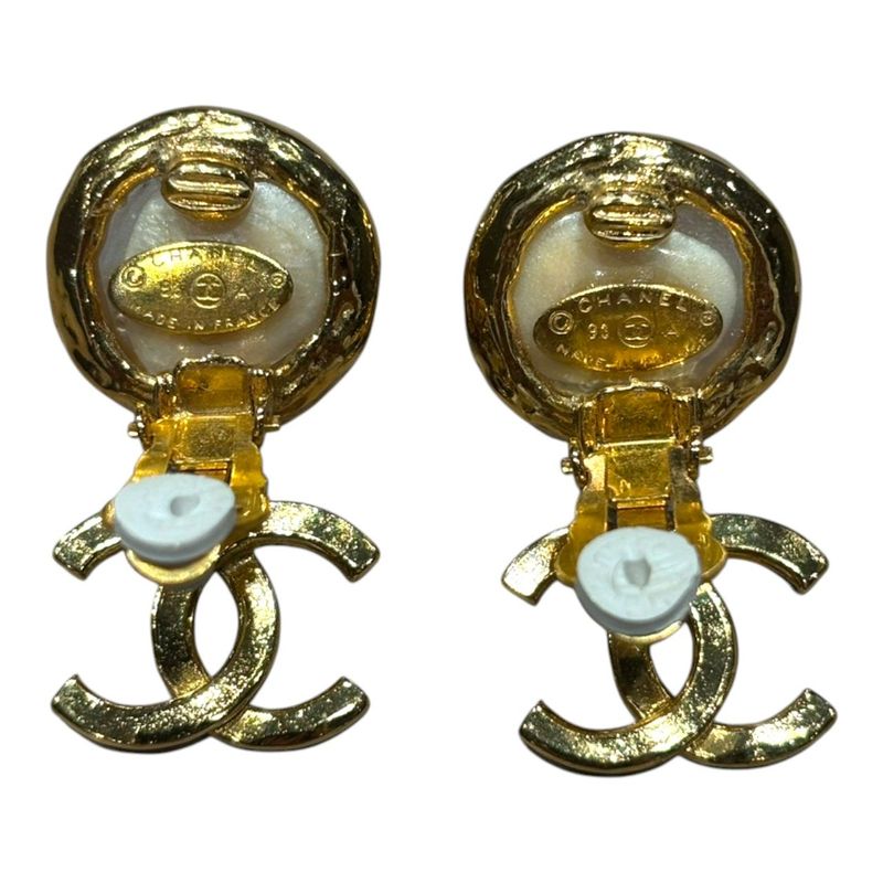 Chanel 93A Coco Mark Pearl Earring Ladies White FREE