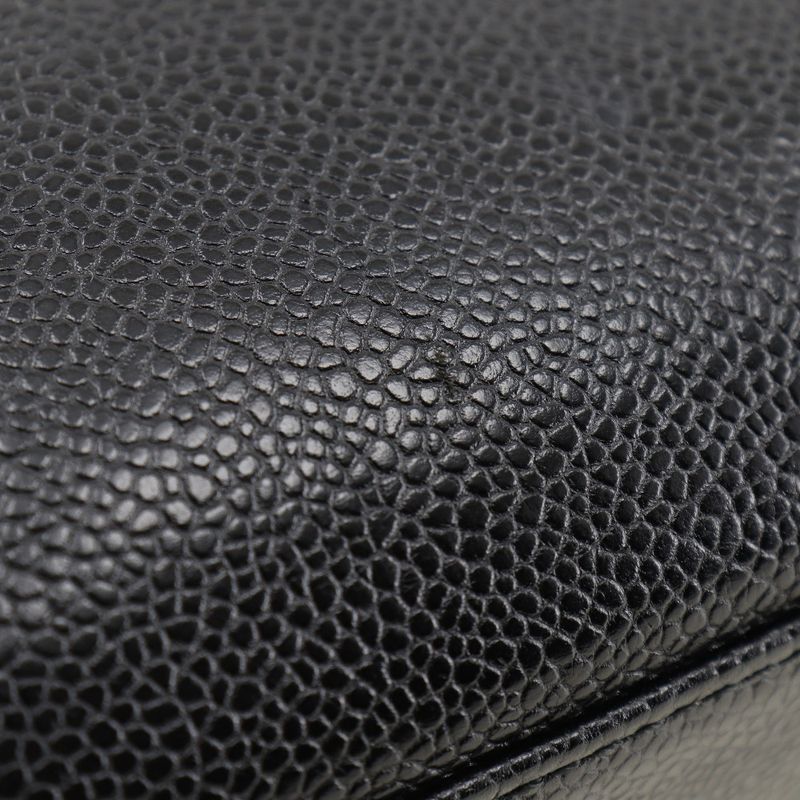 Chanel Logo Caviar Skin Black Ladies Handbag