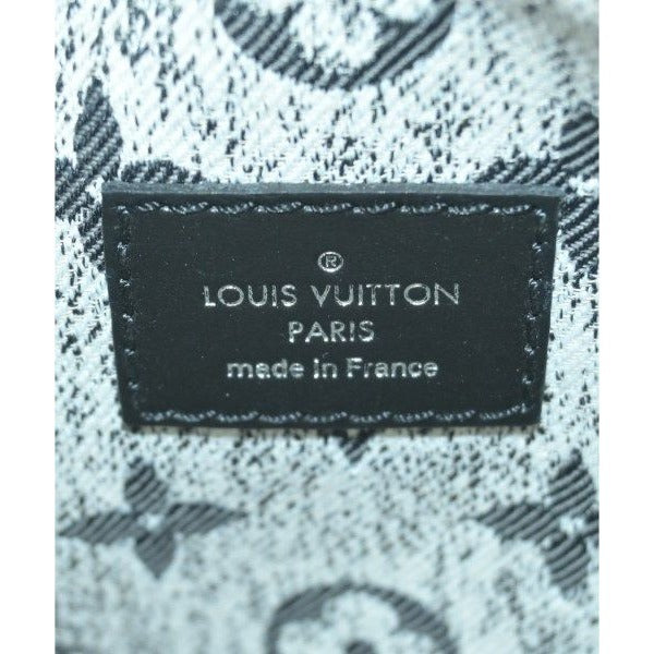 Louis Vuitton Shoulder Bag — view 6