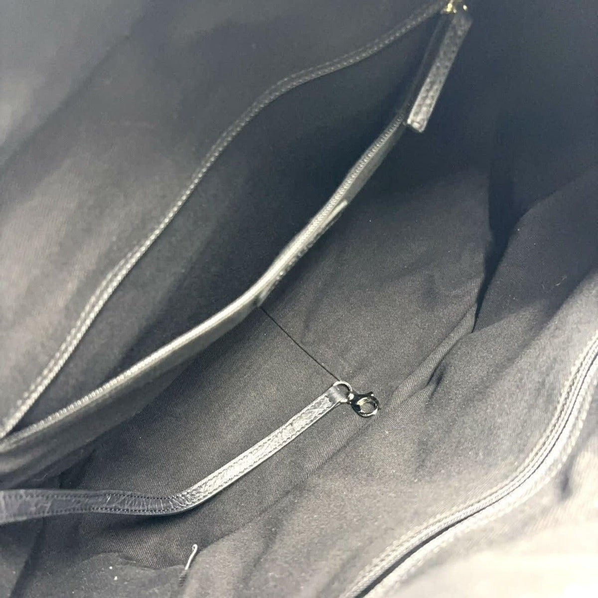 Chanel CC Large Executive Tote Paris New York Calfskin Shoulder Bag — view 8