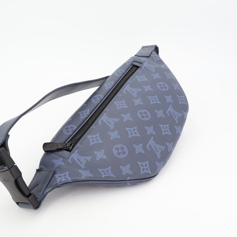 Louis Vuitton Bag Men's Monogram Shadow Discovery Bum Bag PM M45729