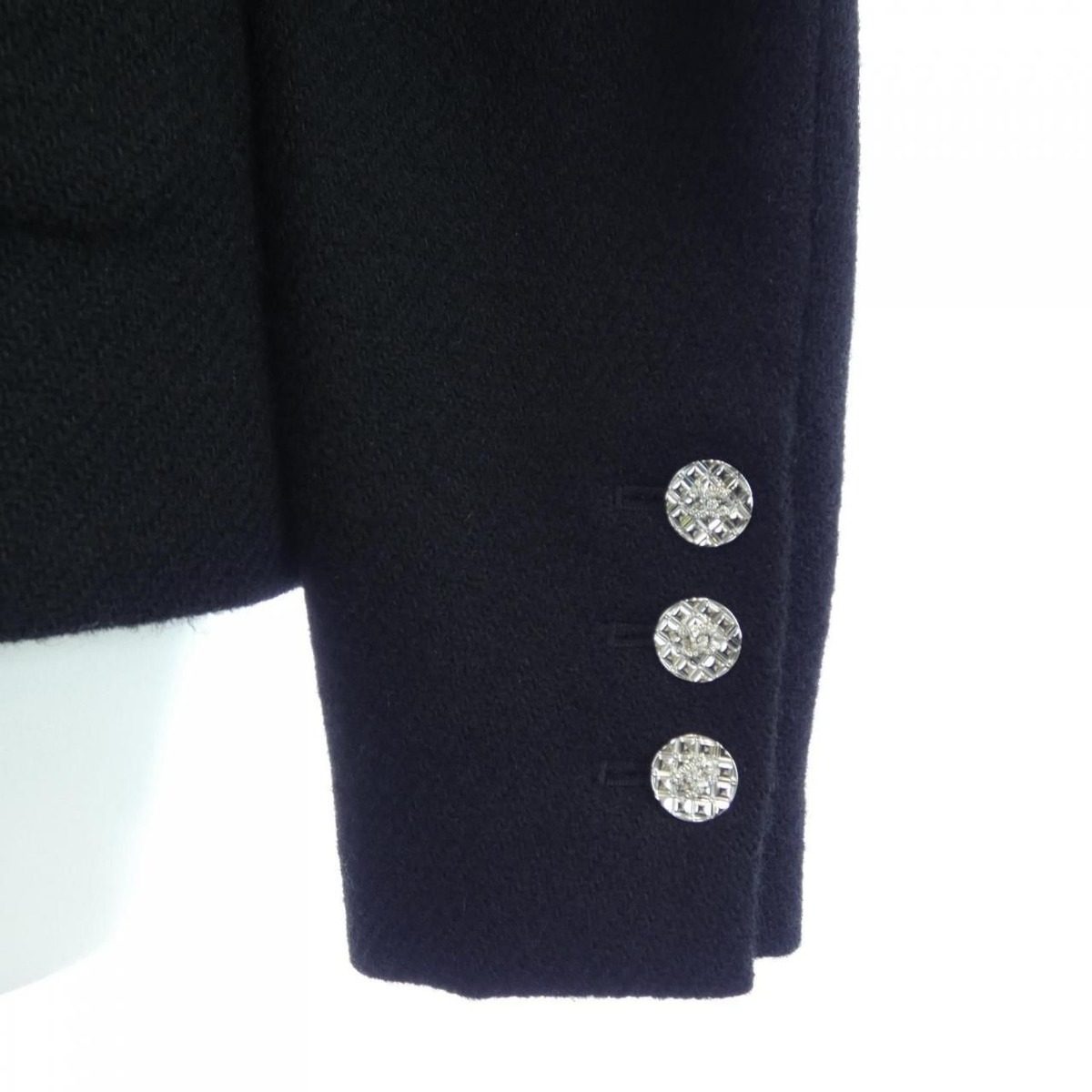 Chanel Metiers D'art Collarless Jacket — view 7