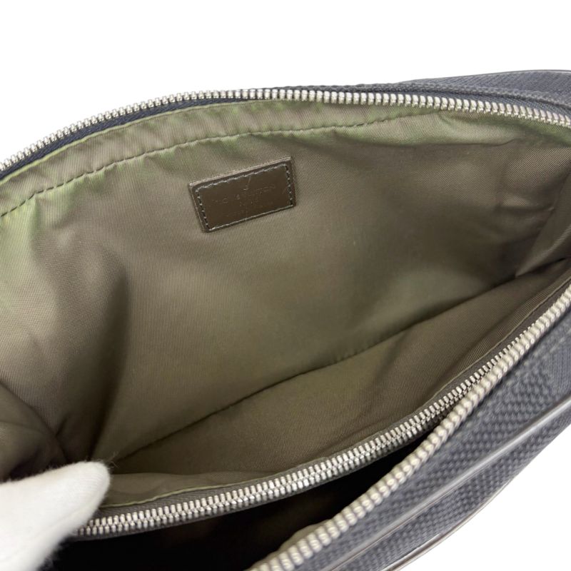 Louis Vuitton Damier-juan Acrobat Messenger Bag Crossbody Bag Noir Black