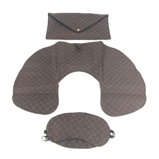 Louis Vuitton Travel Case Voyage Kit M99204 Nylon Brown