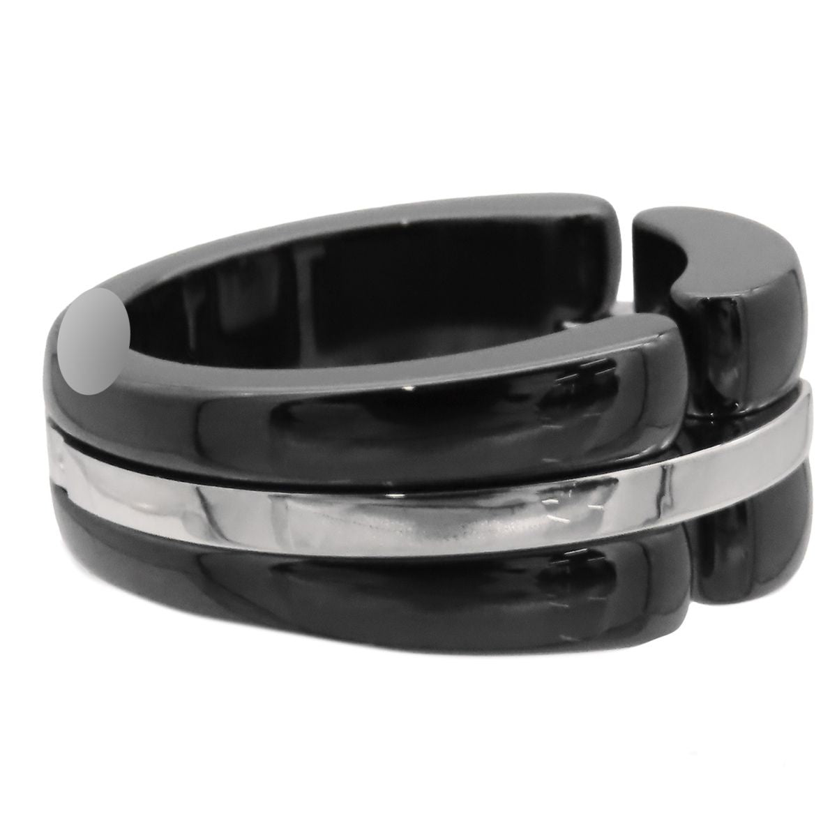 Chanel Ultra Ring White Gold Black 18K Ceramic — view 4