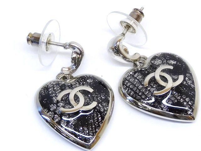 Item Chanel Earrings - C24K Coco Mark Heart Black X Silver Ladies Chanel □7G