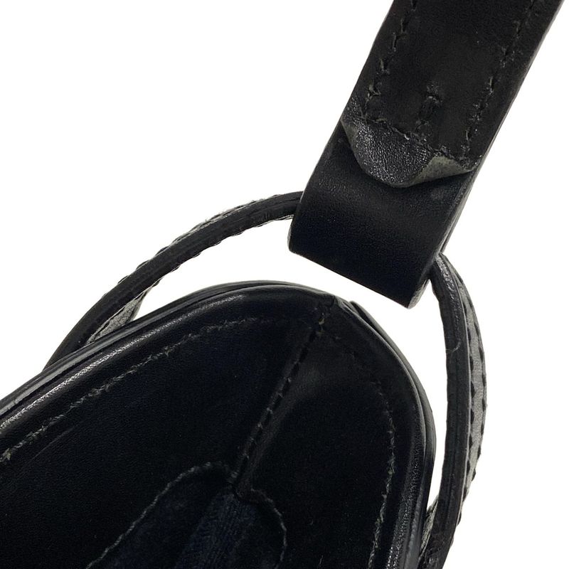 Gucci Shoulder Bag GG Pattern 106250 Black Leather