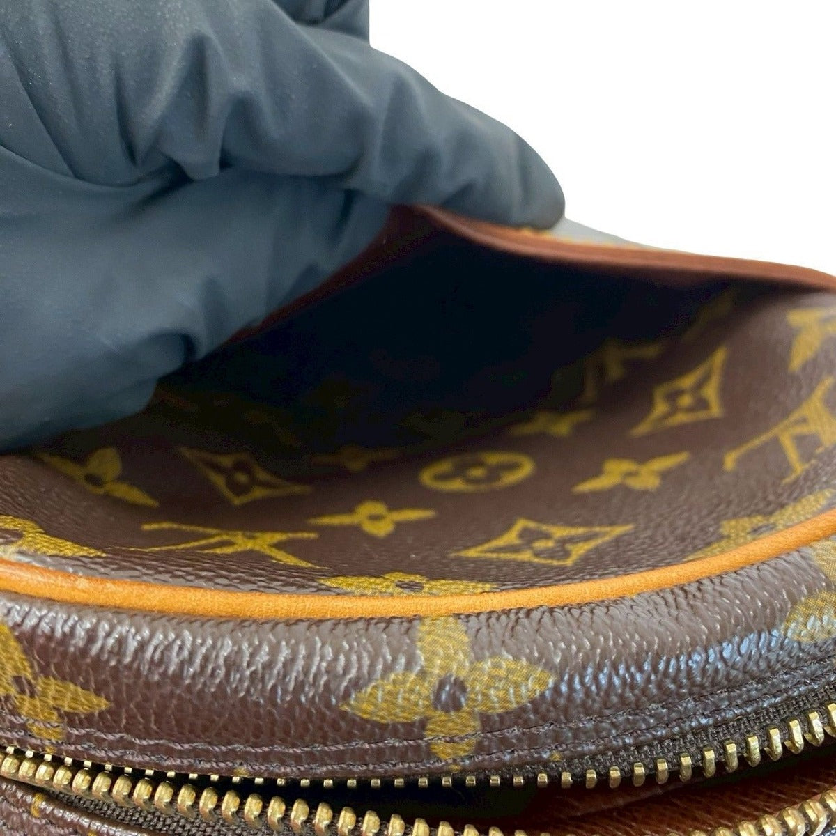 Louis Vuitton Vintage Danube Monogram Leather Mini Shoulder Bag Pochette Brown — view 10