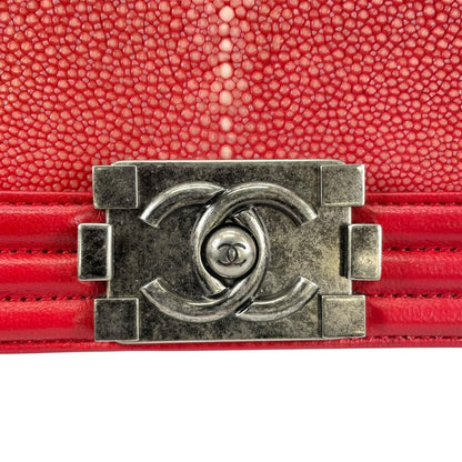 Chanel 20 Lambskin Red Shoulder Bag Silver — view 6
