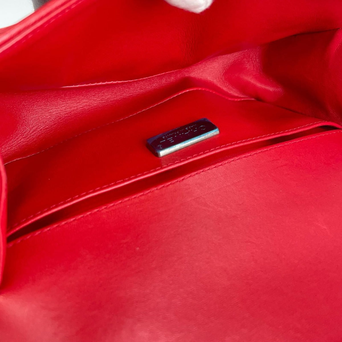 Chanel 20 Lambskin Red Shoulder Bag Silver — view 8