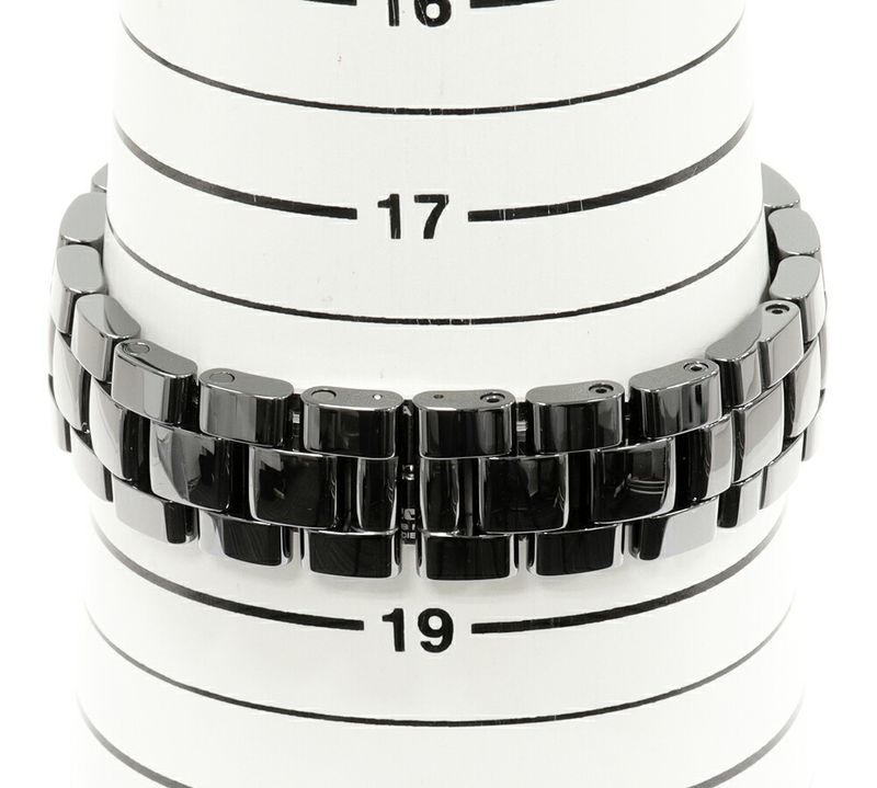 Chanel J12 39mm (154in) (38mm (150in)) H0685 Men's